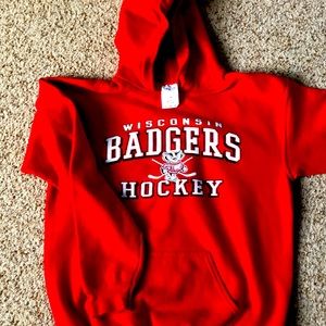 Wisconsin Badgers Hockey sweatshirt- Youth Large